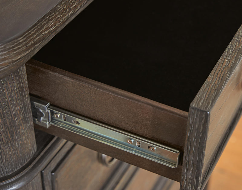Wickenger Mirrored Dressers