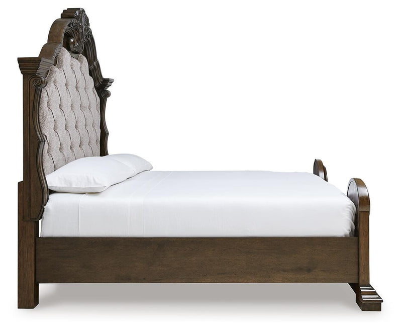 Maylee Bedroom Sets