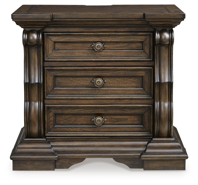 Maylee Bedroom Sets