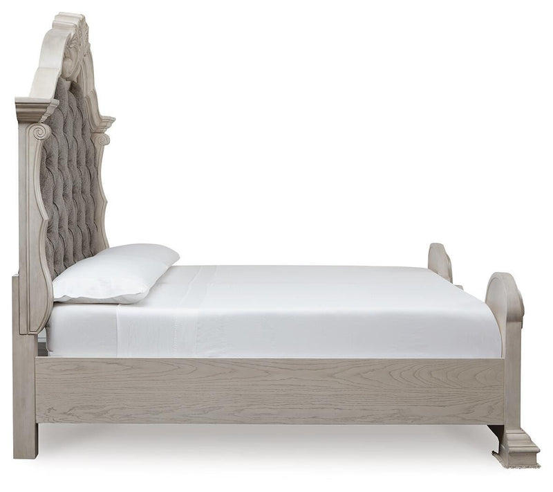 Bruchandi Bedroom Sets