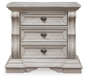 Bruchandi Bedroom Sets