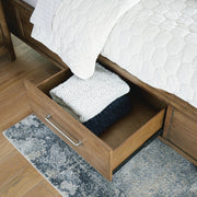 Cabalynn Bed