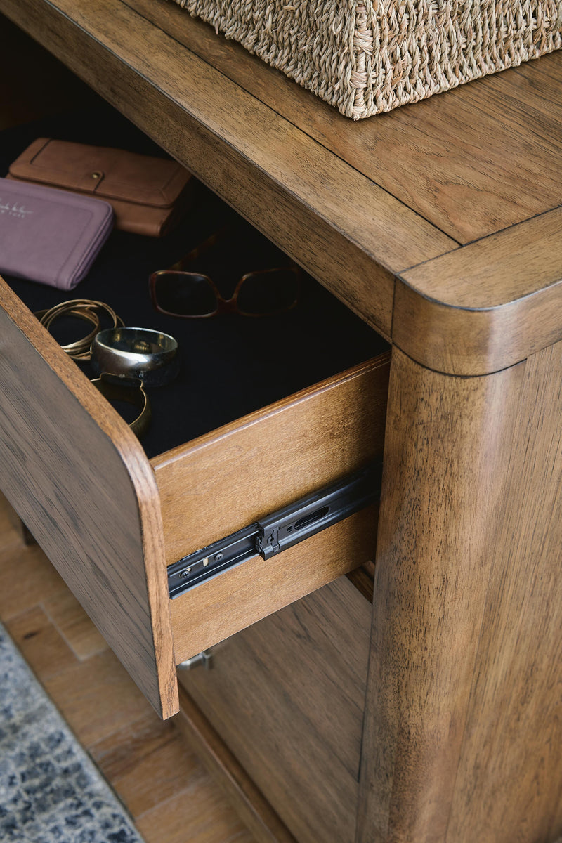 Cabalynn Dressers and Chests