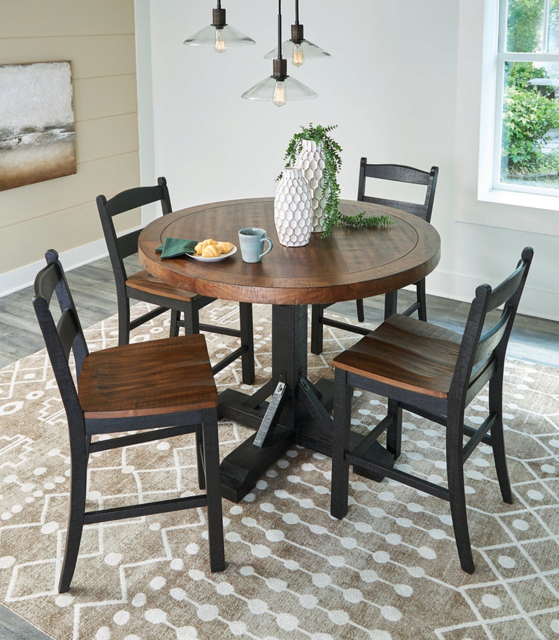 Valebeck Dining Set (Up to 8 Chairs)