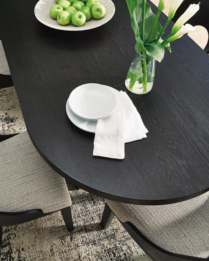 Rowanbeck Dining Tables
