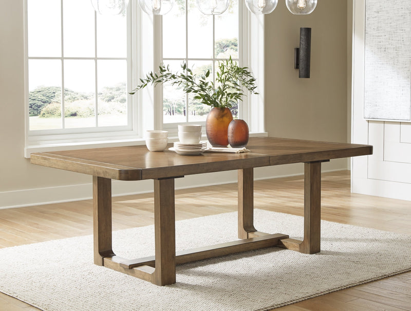 Cabalynn RECT Dining Room Table