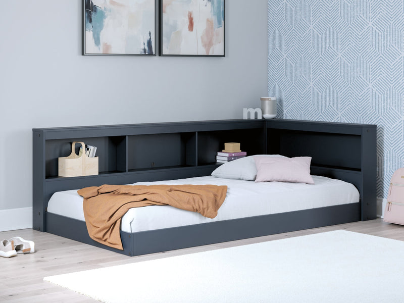 Simmenfort Bed