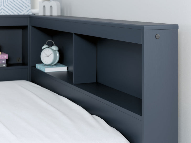 Simmenfort Bed