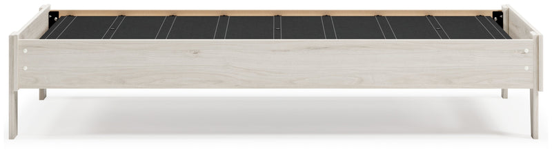 Socalle Platform Bed