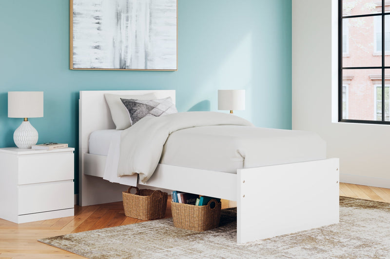 Onita Platform Bed
