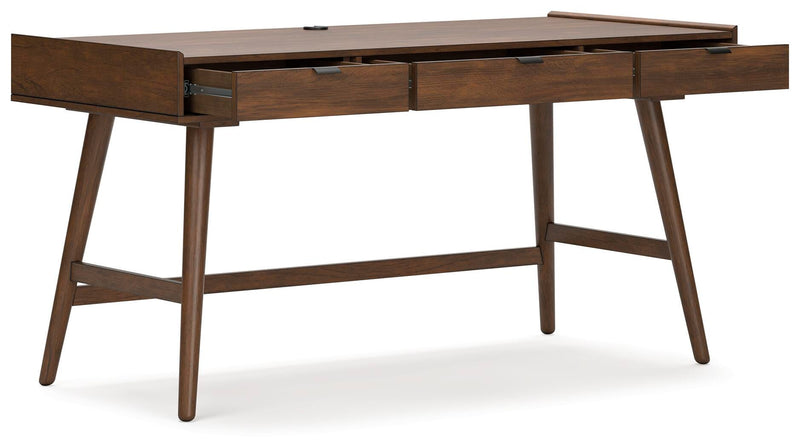 Lyncott Dining Sets
