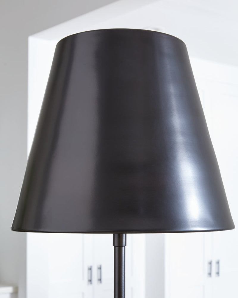 Wimner Metal Floor Lamp