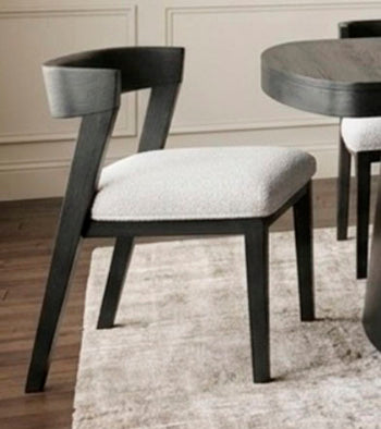 Rylandyn Dining Chairs Dining UPH Side Chair (2 CN)