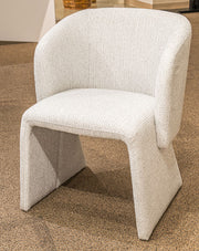 Rylandyn Dining Chairs Dining UPH Arm Chair (2 CN)