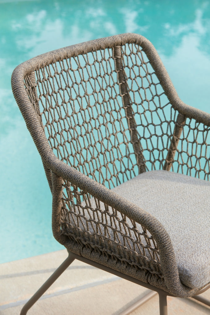 Monarch Heights Chairs w/CUSH/ Table Set (3/CN)