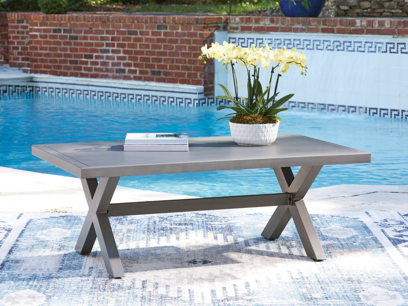 Dillon Beach Table