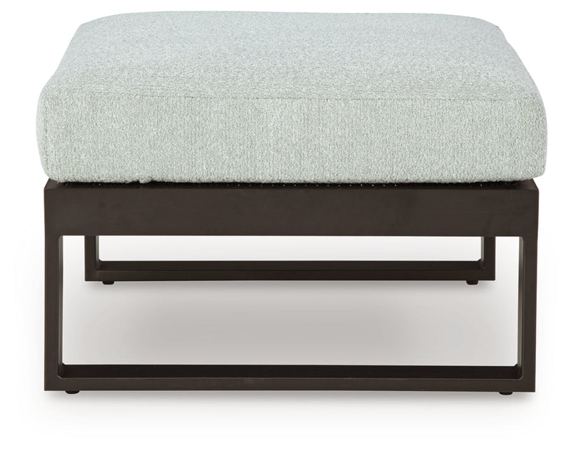 Beachloft Outdoor Seating