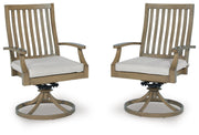 Rainier Ranch Outdoor Seating