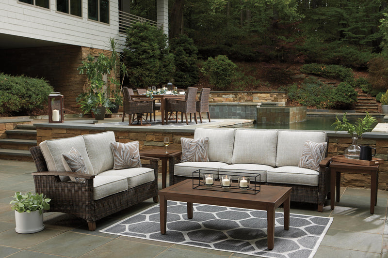 Paradise Trail Outdoor Seating