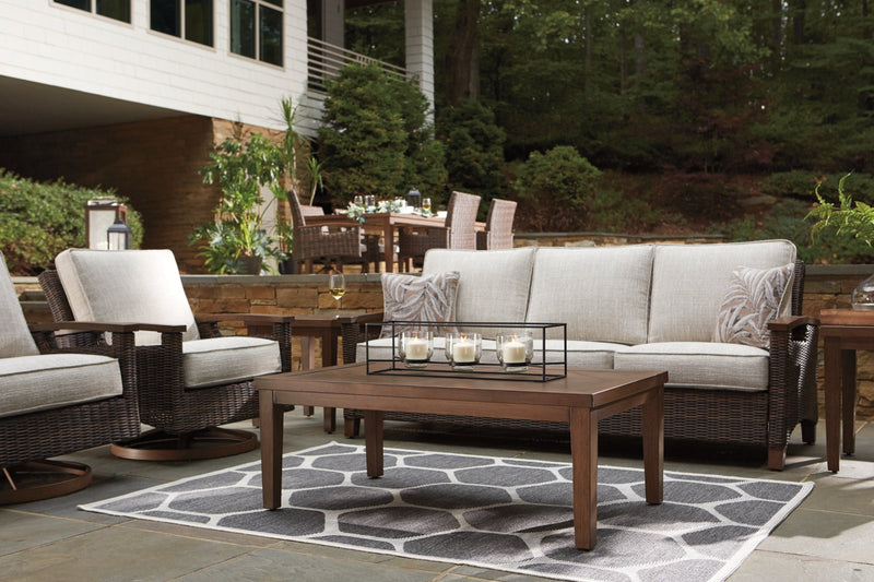 Paradise Trail Outdoor Seating