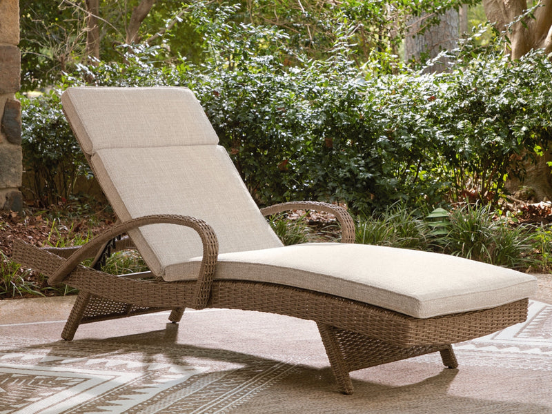 Revare Beach Outdoor Seating
