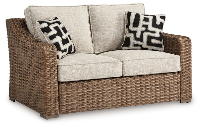 Beachcroft Outdoor Seating