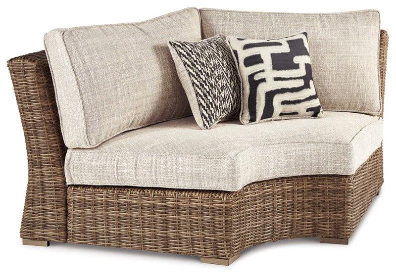 Beachcroft Outdoor Seating