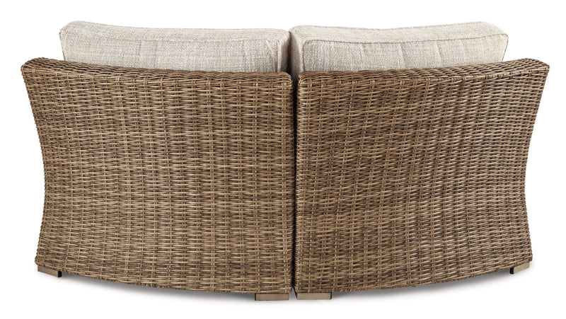 Beachcroft Curved Corner Chair w/Cushion