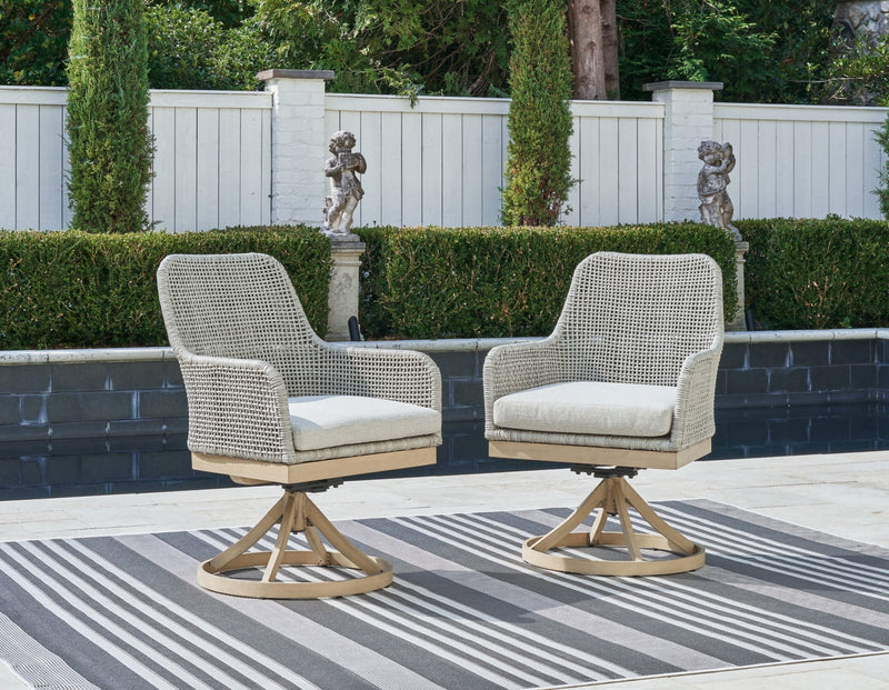 Seton Creek Swivel Chair w/Cushion