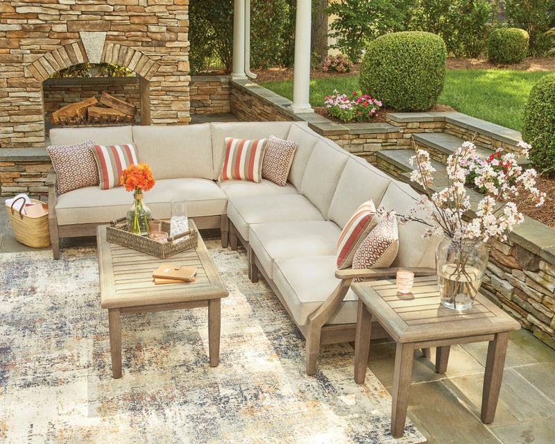 Clare View Outdoor Seating