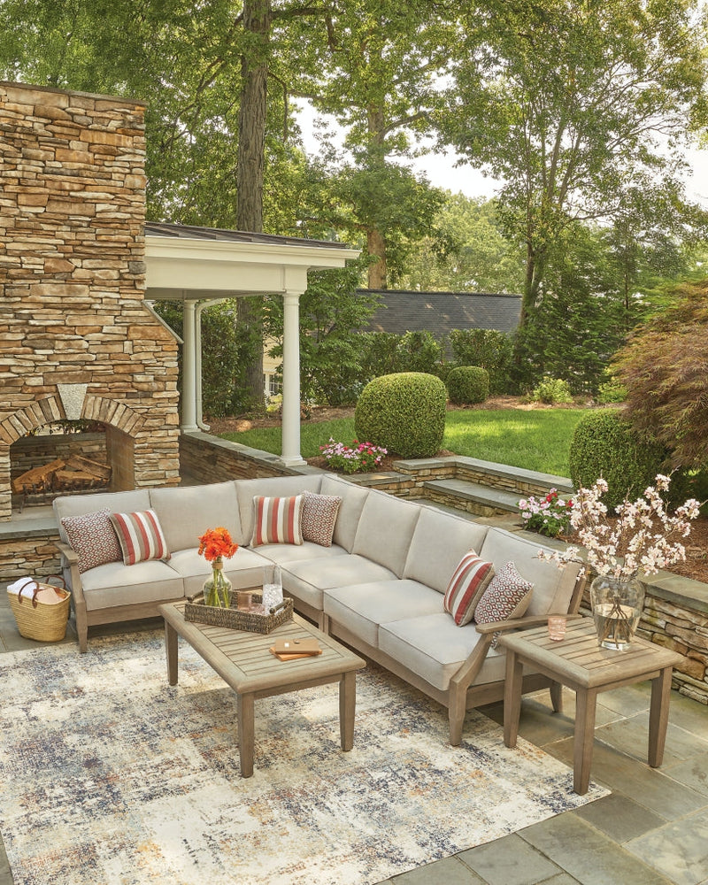 Clare View Outdoor Seating
