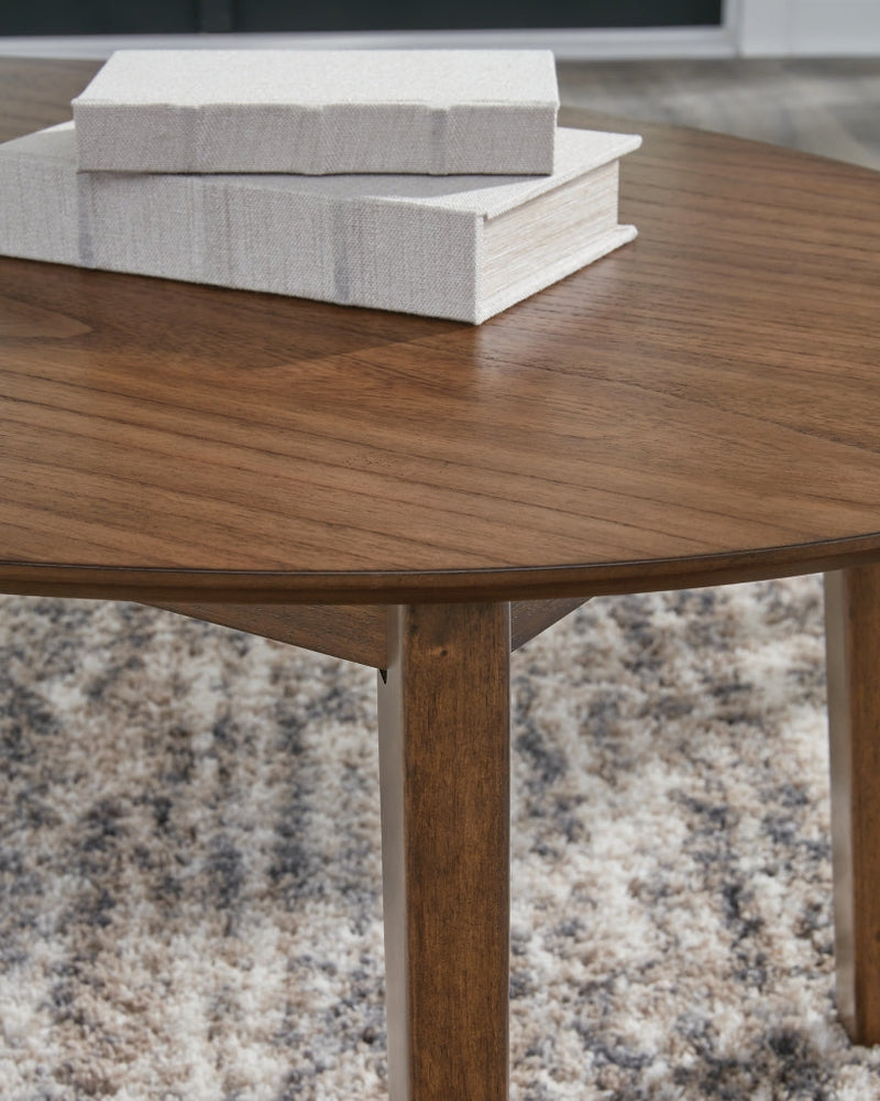 Gordonay Occasional Table Set