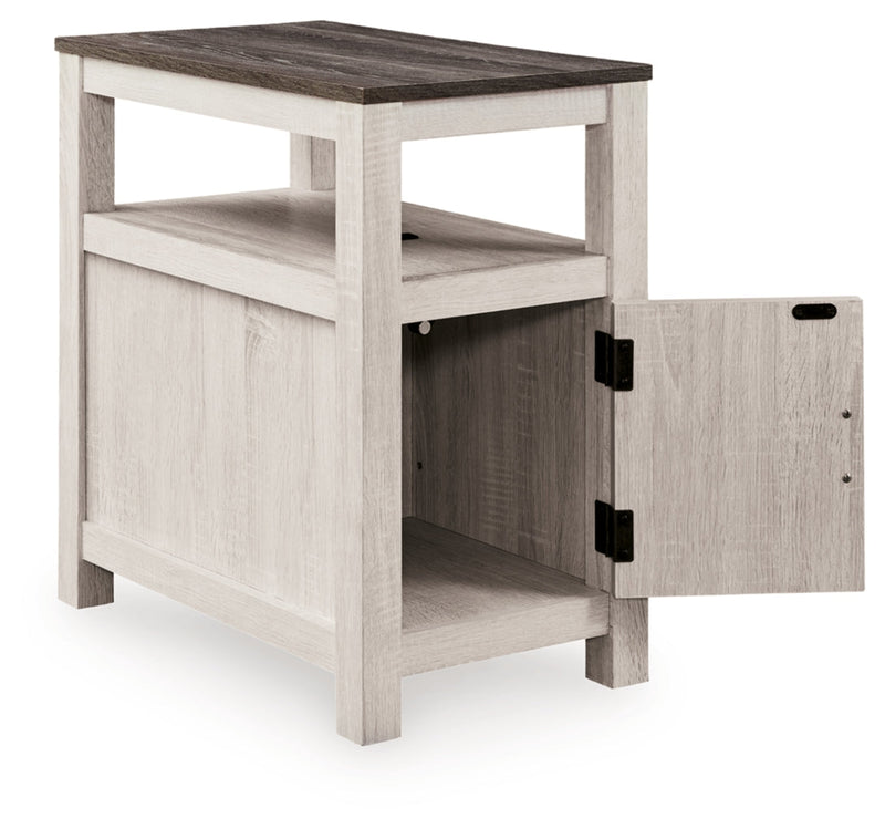 Fendenmore Chair Side End Table