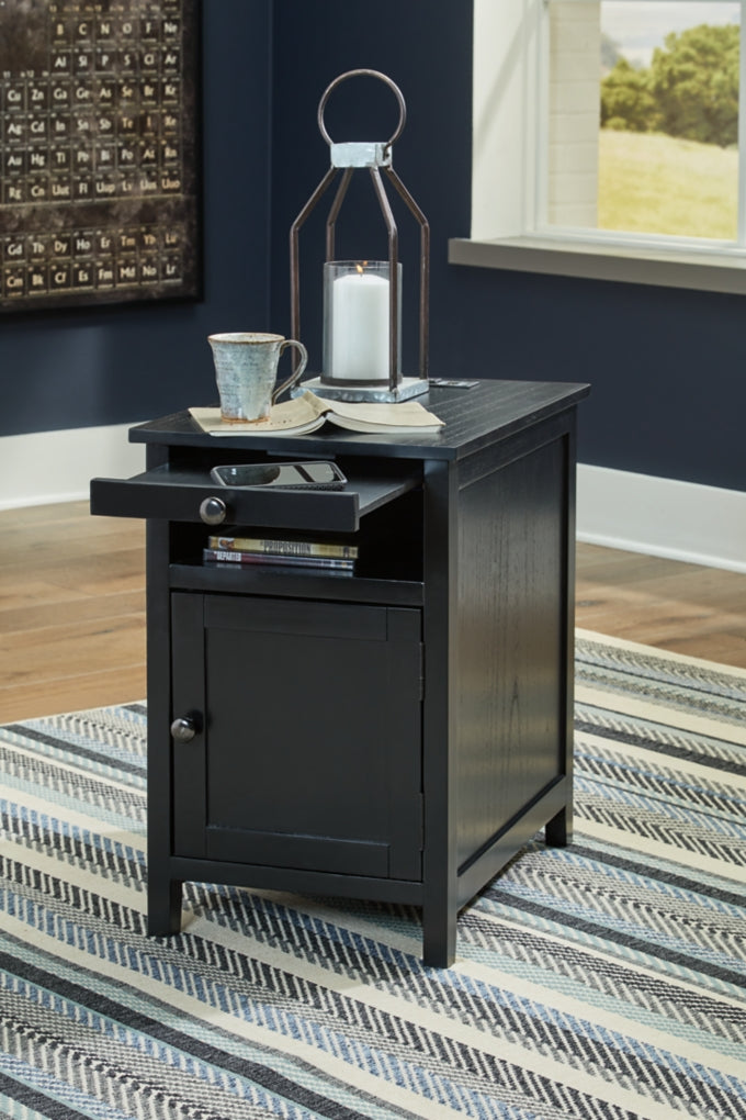 Treytown Chair Side End Table