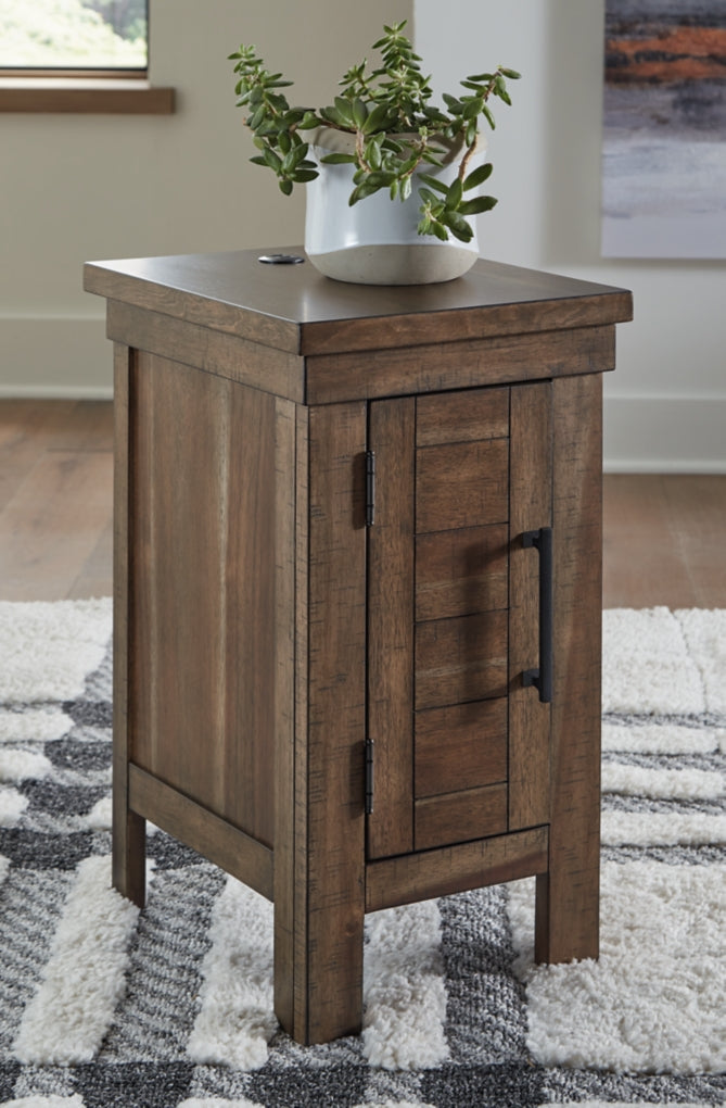 Moriville End Table