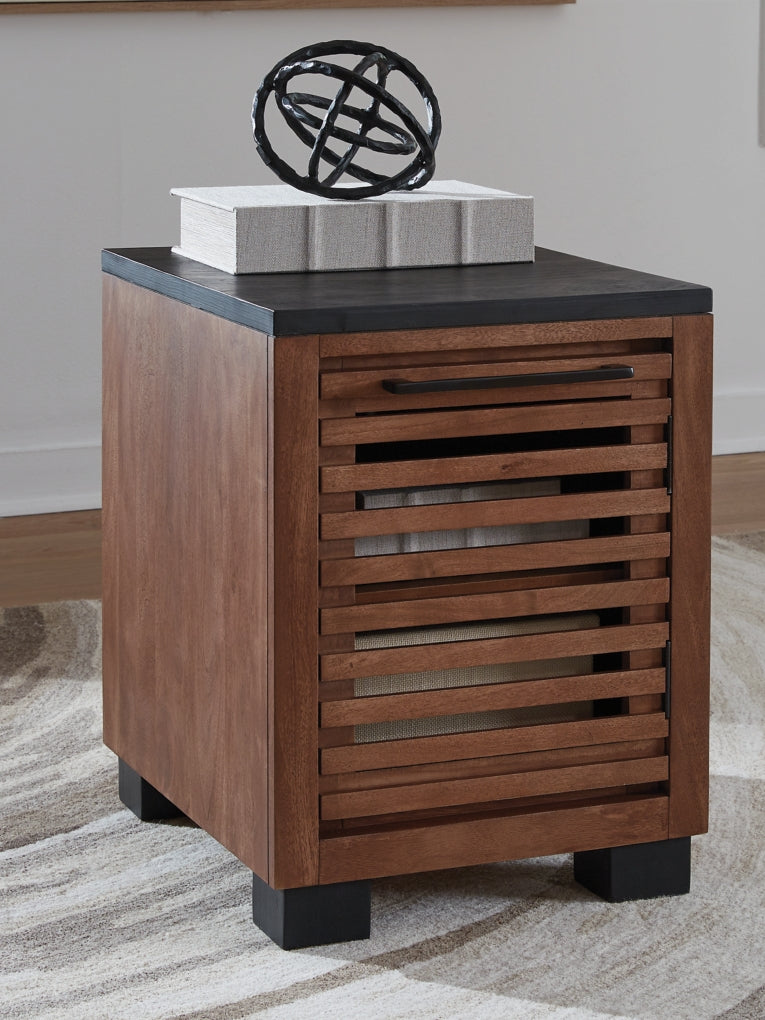 Kallari End Table