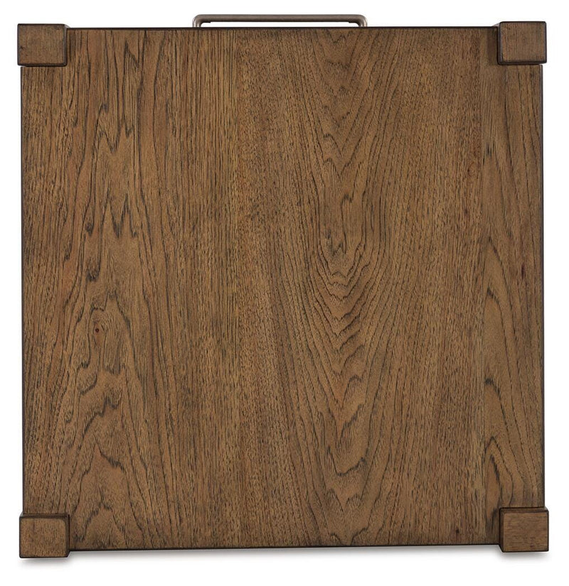 Cabalynn End and Side Tables