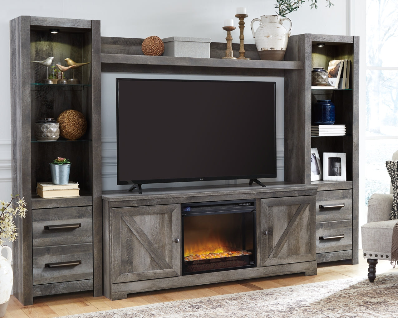 Wynnlow TV Stand