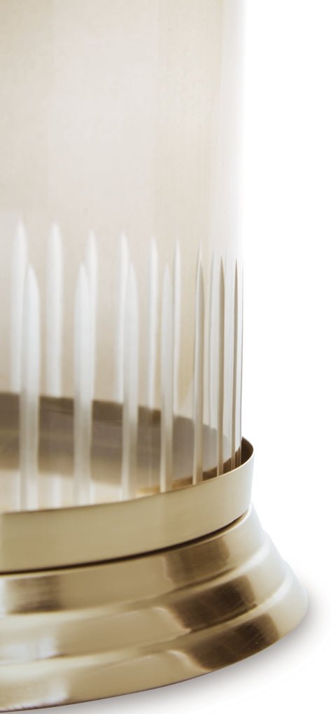 Aavinson Candle Holder - Berre Furniture