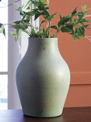 Baychester Vase - Berre Furniture