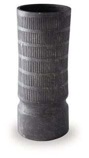 Beninworth Vase - Berre Furniture