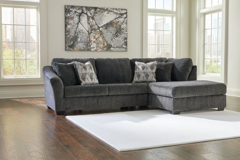 Biddeford 2 - Piece Sectional with Chaise - Berre Furniture