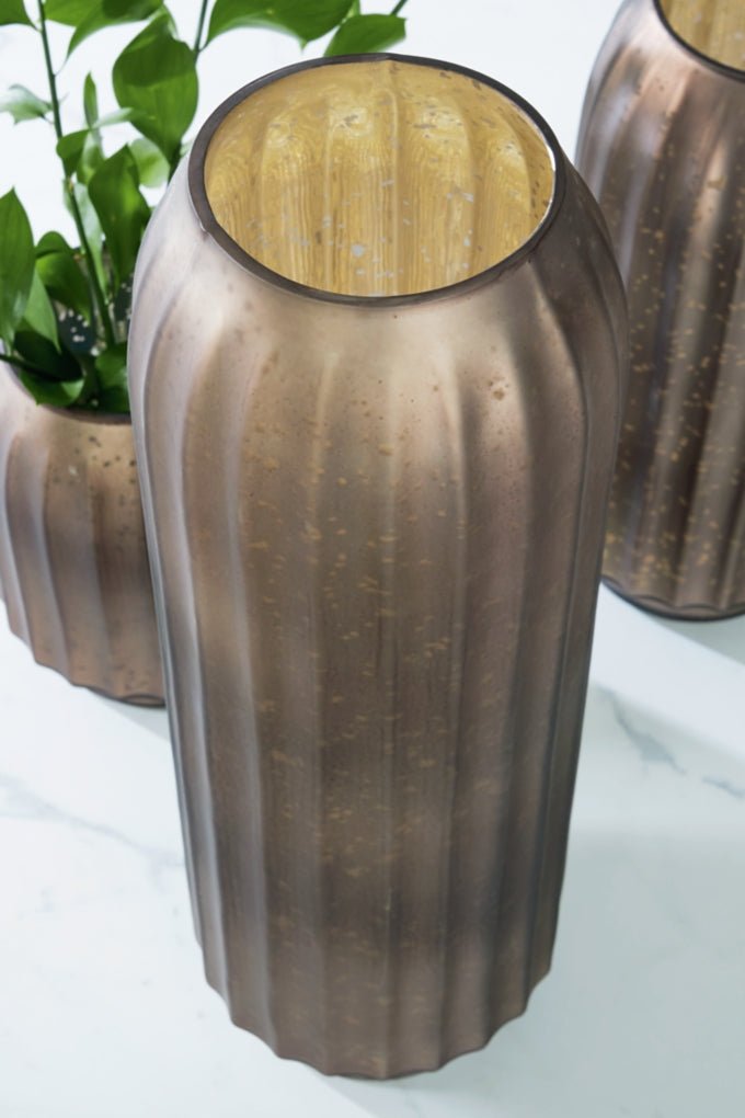 Briarcott Vase - Berre Furniture