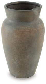 Brickmen Vase - Berre Furniture