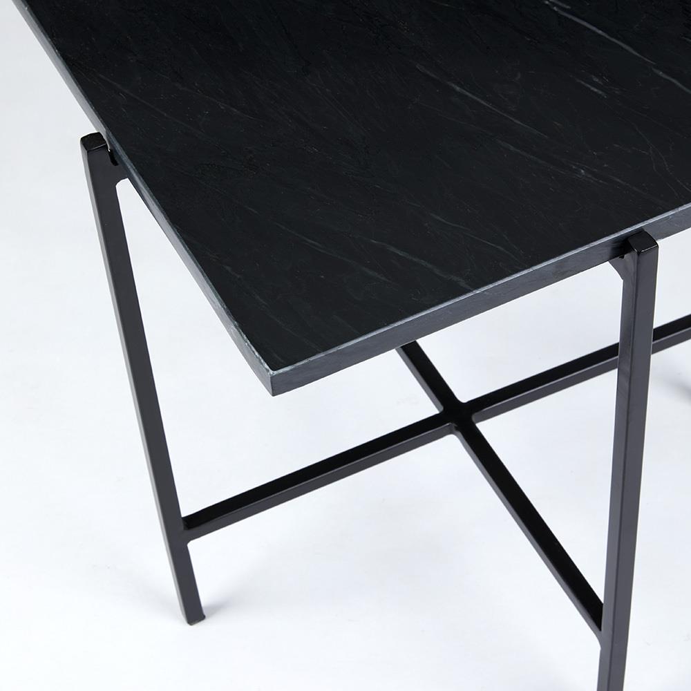 IDA End Table