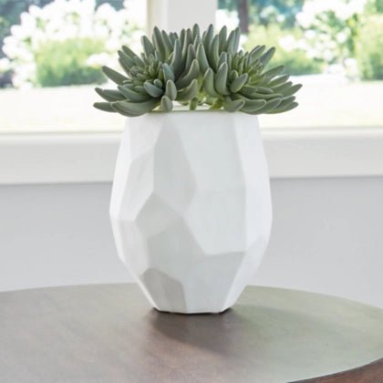 Karenton Vase - Berre Furniture