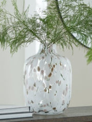 Keelton Vase - Berre Furniture