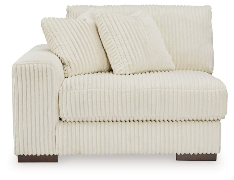 Lindyn 6-Piece Sectional