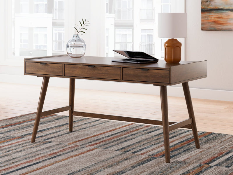 Lyncott Home Office Desk - Berre Furniture
