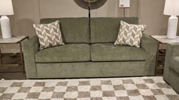 MaKaylen Sofa Moss